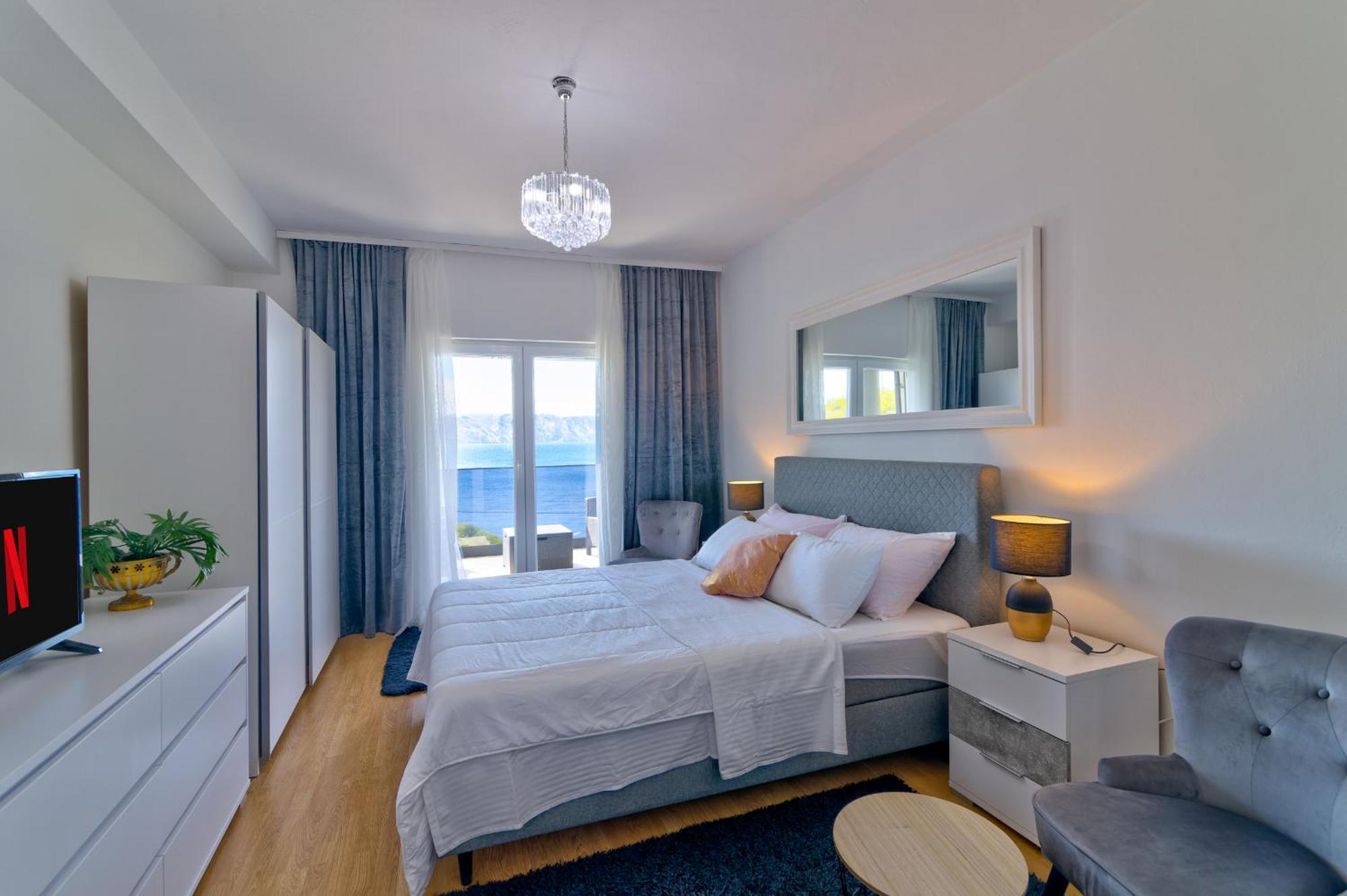 Apartments Maria Сень Екстер'єр фото